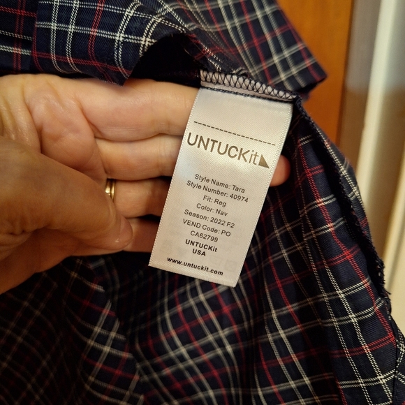 Untuckit For Her Tara  Blouse Ladies 12 Button Down Mock Neck Academia Preppy - Picture 6 of 6